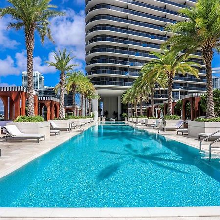 Aluna Lux Suites at SLS Lux Brickell Building Miami Exterior foto